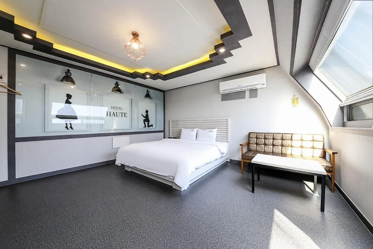Haute Hotel Busan