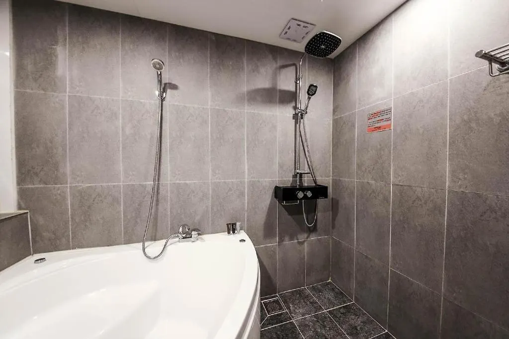 Haute Hotel Busan